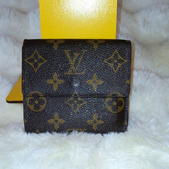 Authentic Louis Vuitton monogram wallet - Picture 1 of 11